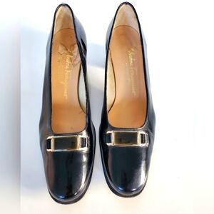 Vintage Salvatore Ferragamo Black Leather Size 9 AA